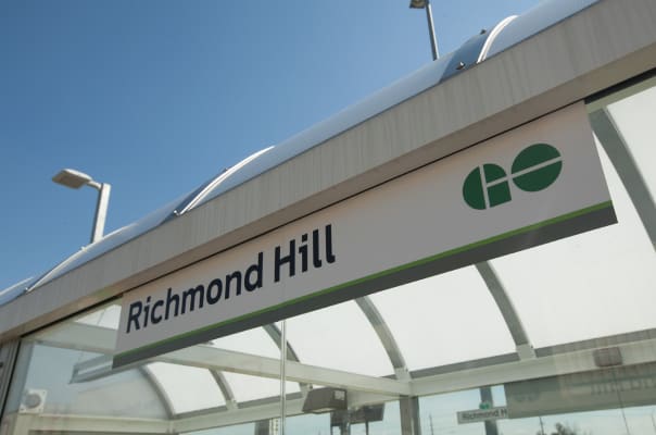 Richmond Hill GO Train Station